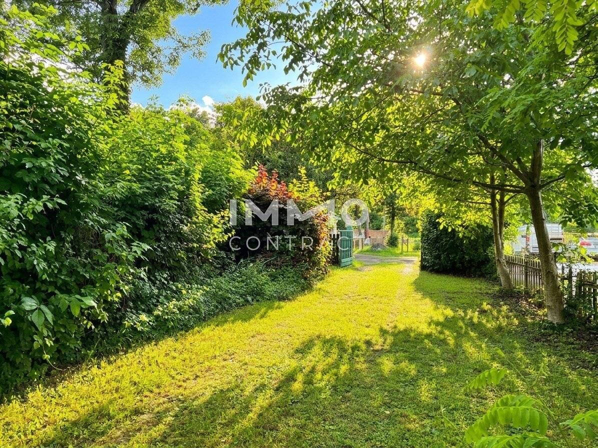 Ferienhaus mit Terrasse und Seeblick am Neufelder See
