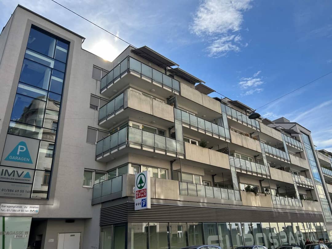 Moderne Wohnung mit Balkon und Fernwärme im Neubau