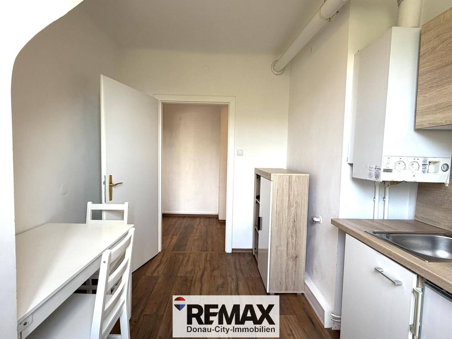 Ruhige Dachgeschosswohnung mit Dachschrägen und Innenhofblick