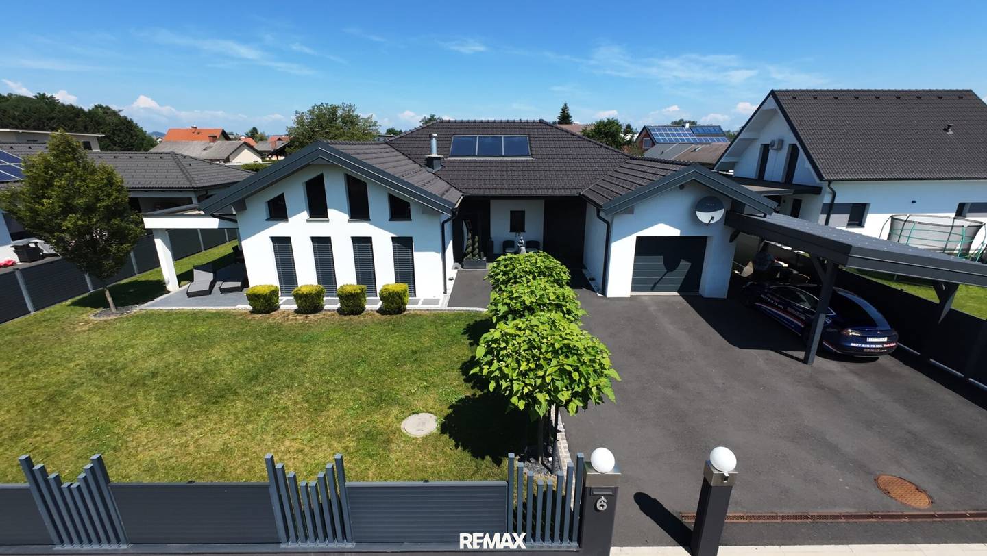 Bungalow mit Terrasse und Garage in Gralla