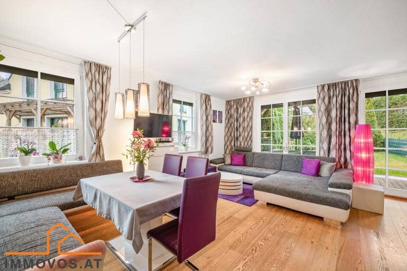 Family apartment with garden terrace and garage in Neustift am Walde