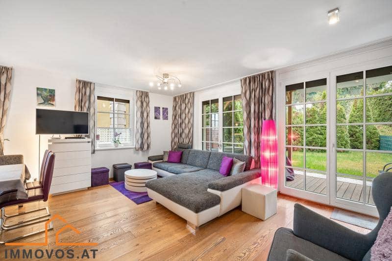Family apartment with garden terrace and garage in Neustift am Walde