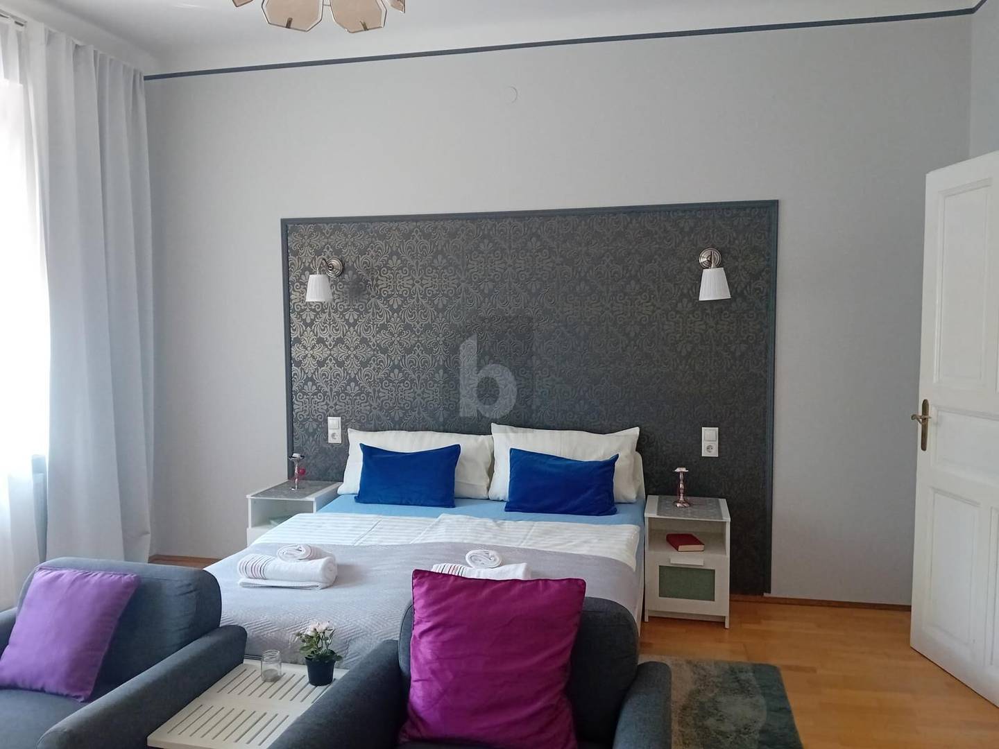 Anlegerwohnung mit laufender Kurzzeitvermietung und Garage