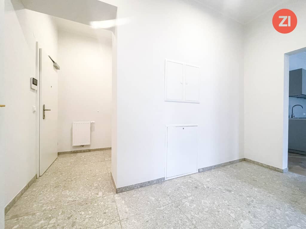 Renovated apartment with open kitchen near Musiktheater