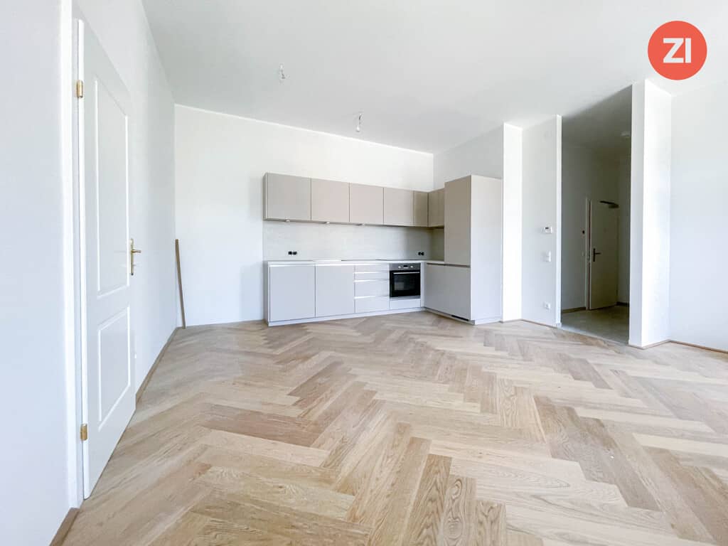 Sanierte Wohnung mit Balkon in zentraler Lage