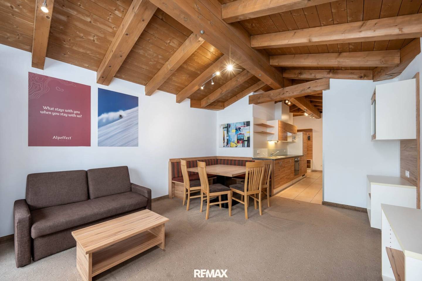 Ferienwohnung mit Wellnessbereich und Tiefgarage direkt an der Skipiste