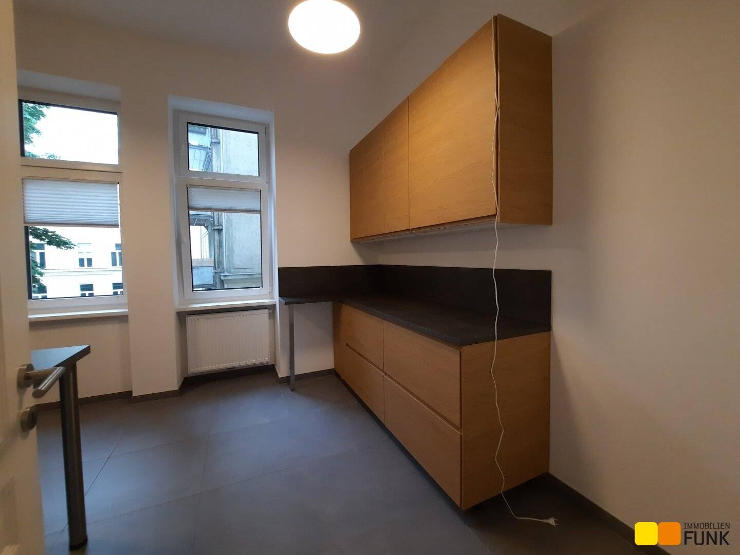 Renovated period apartment with balcony near Prater