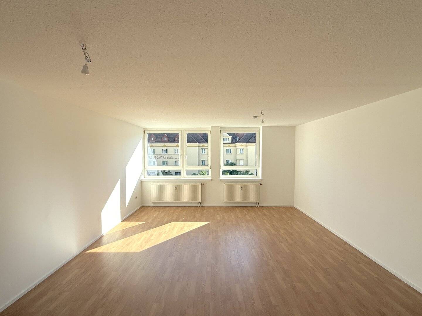 Modern 2-room apartment, 7th floor