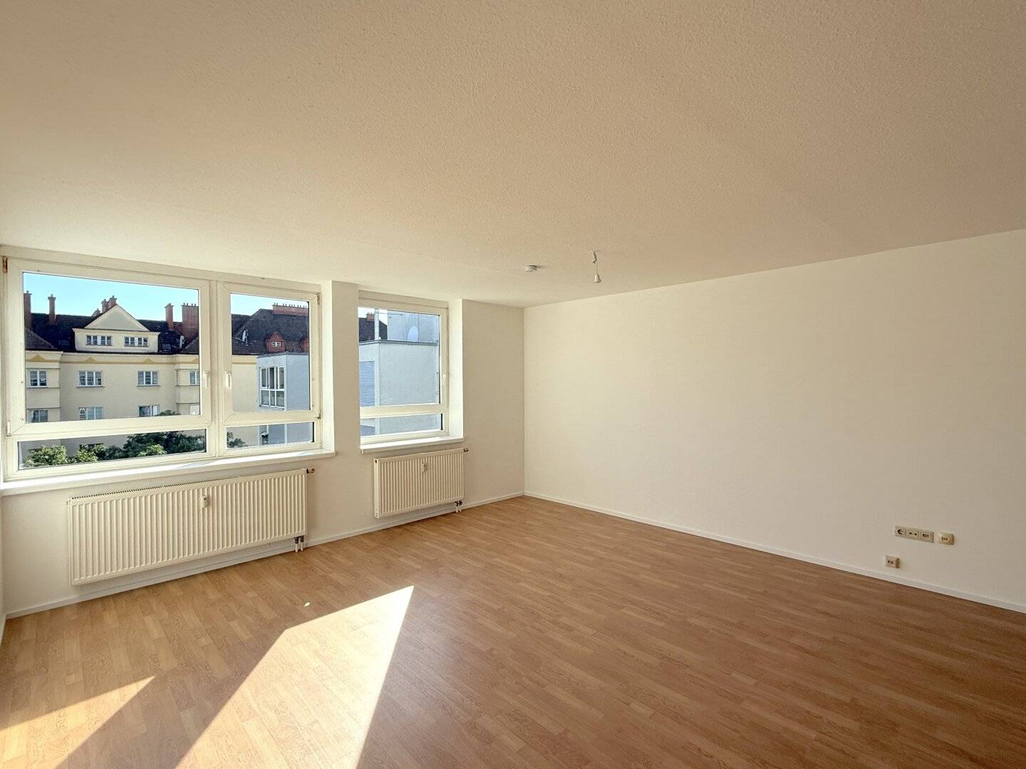 Modern 2-room apartment, 7th floor