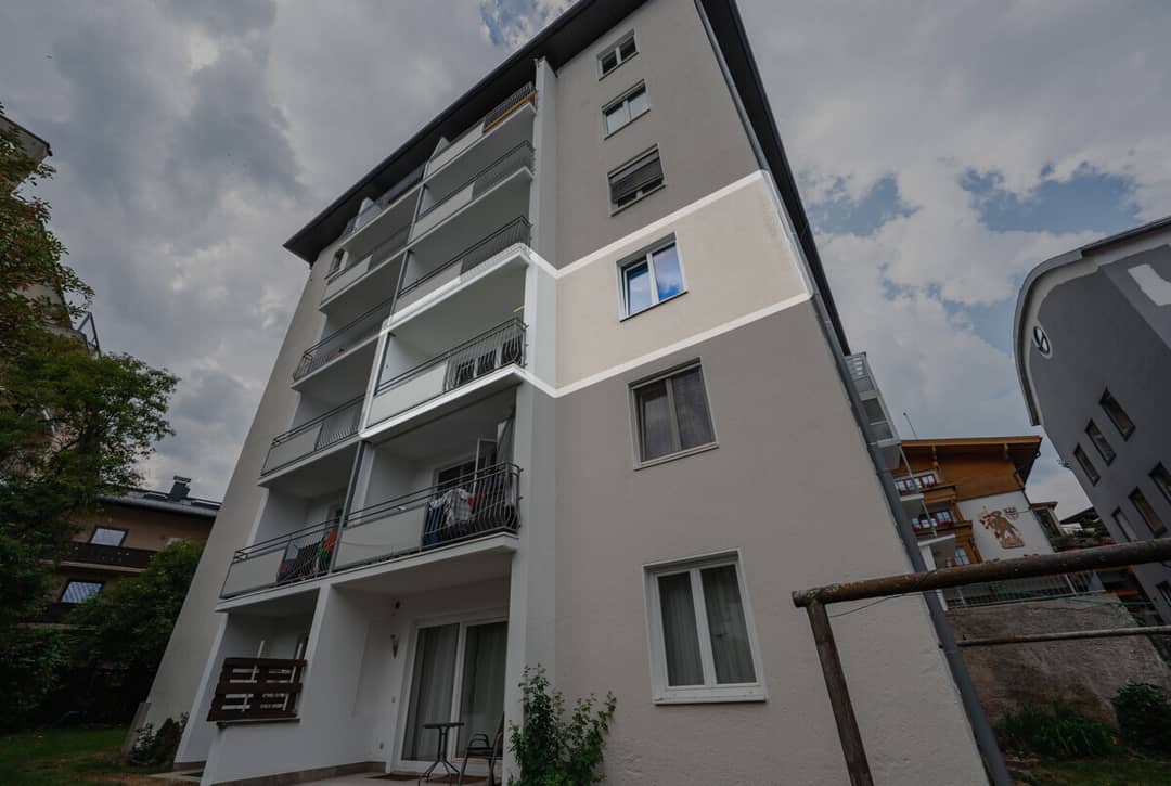 Central Apartment with Balcony and Lake Proximity in Zell am See