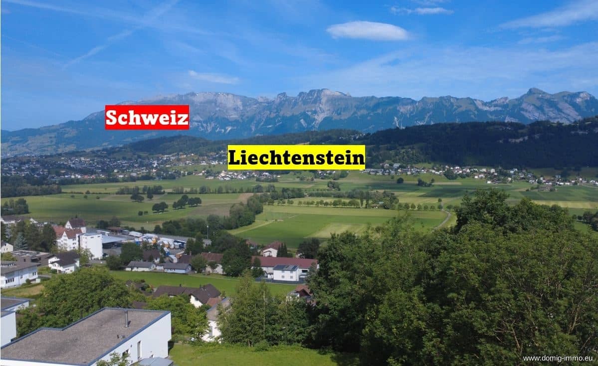 Villa mit Garten und unverbaubarem Blick