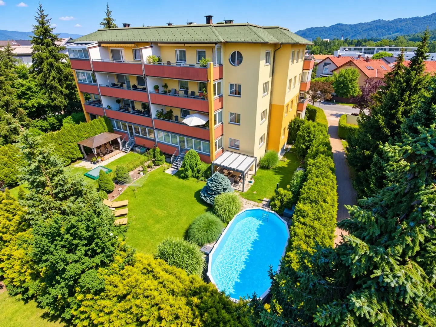 Homey feel in Viktring: 4-room apartment with approx. 450 m² private garden, own pool and underground parking included?Please note: The question mark should not be included in the title; corrected version below. Here's the corrected English title: