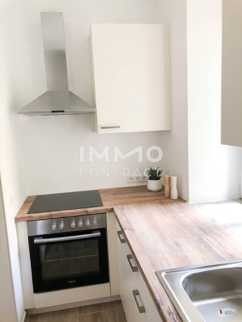 Souterrainwohnung mit Stellplatz in ruhiger Helenentallage