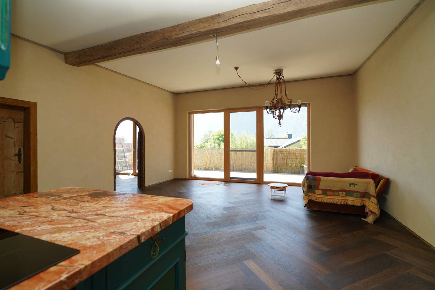 Wohnung mit Balkon und Seeblick in ruhiger Lage