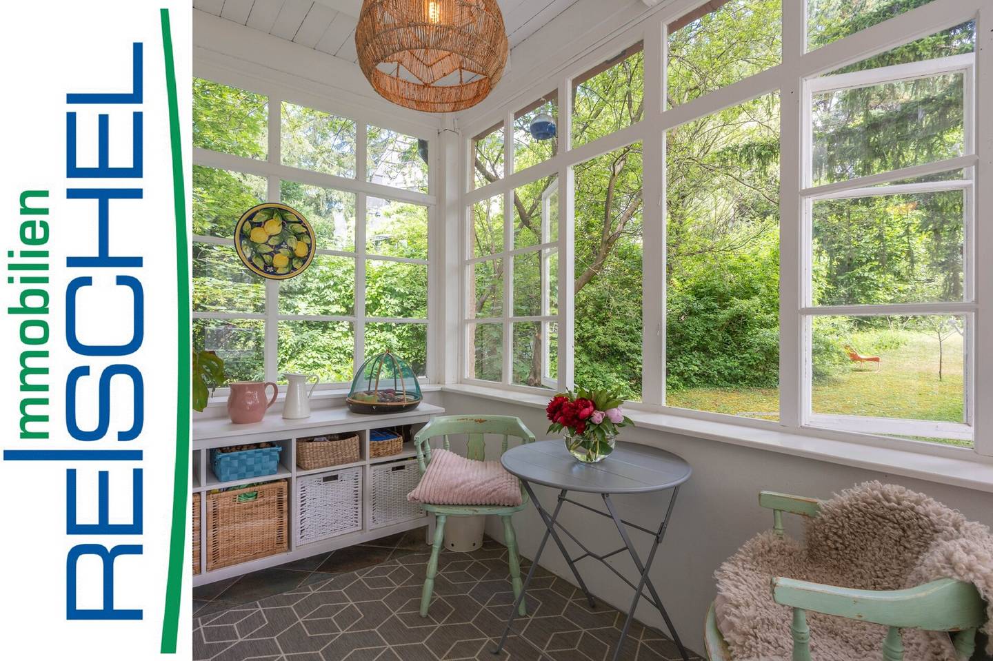 Family house with large garden on Maurer Berg