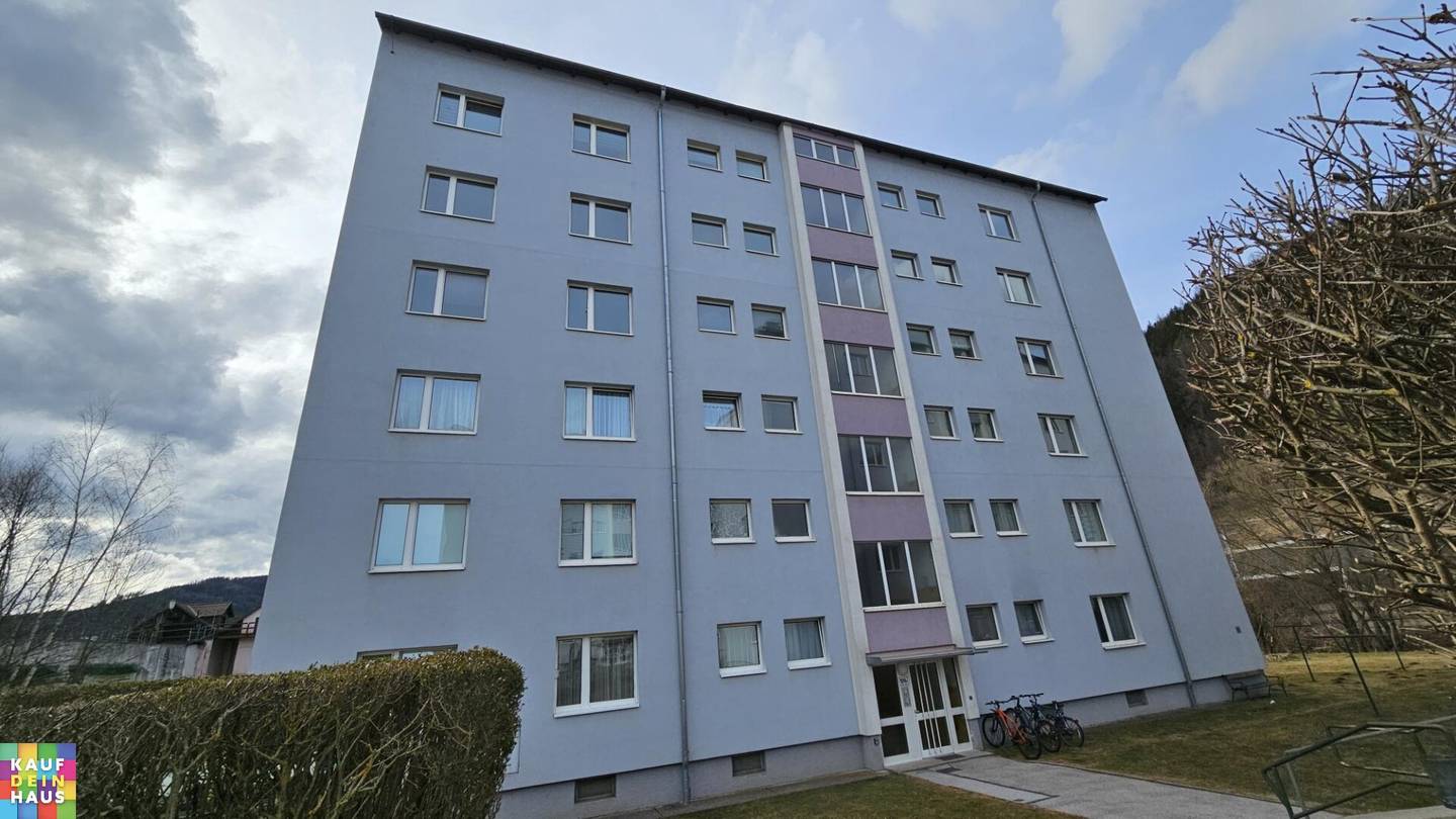 PROMOTION 2 MONTHS RENT-FREE First occupancy after renovation next to Fröschnitzbach and railway embankment