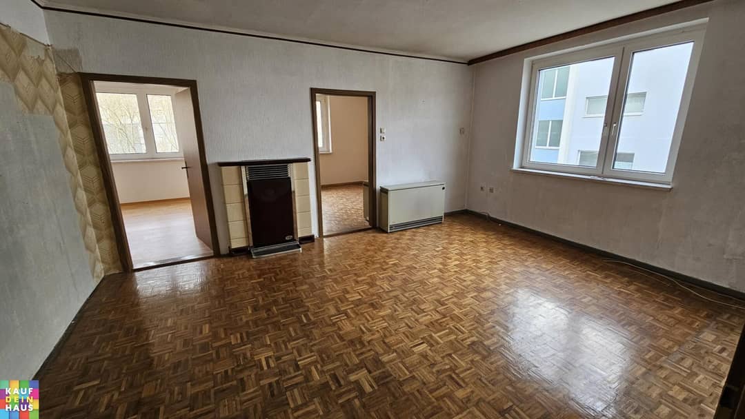 Renovated apartment first occupancy no broker