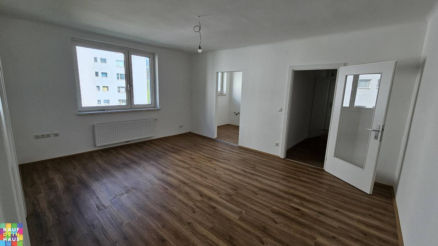 Renovated apartment first occupancy no broker