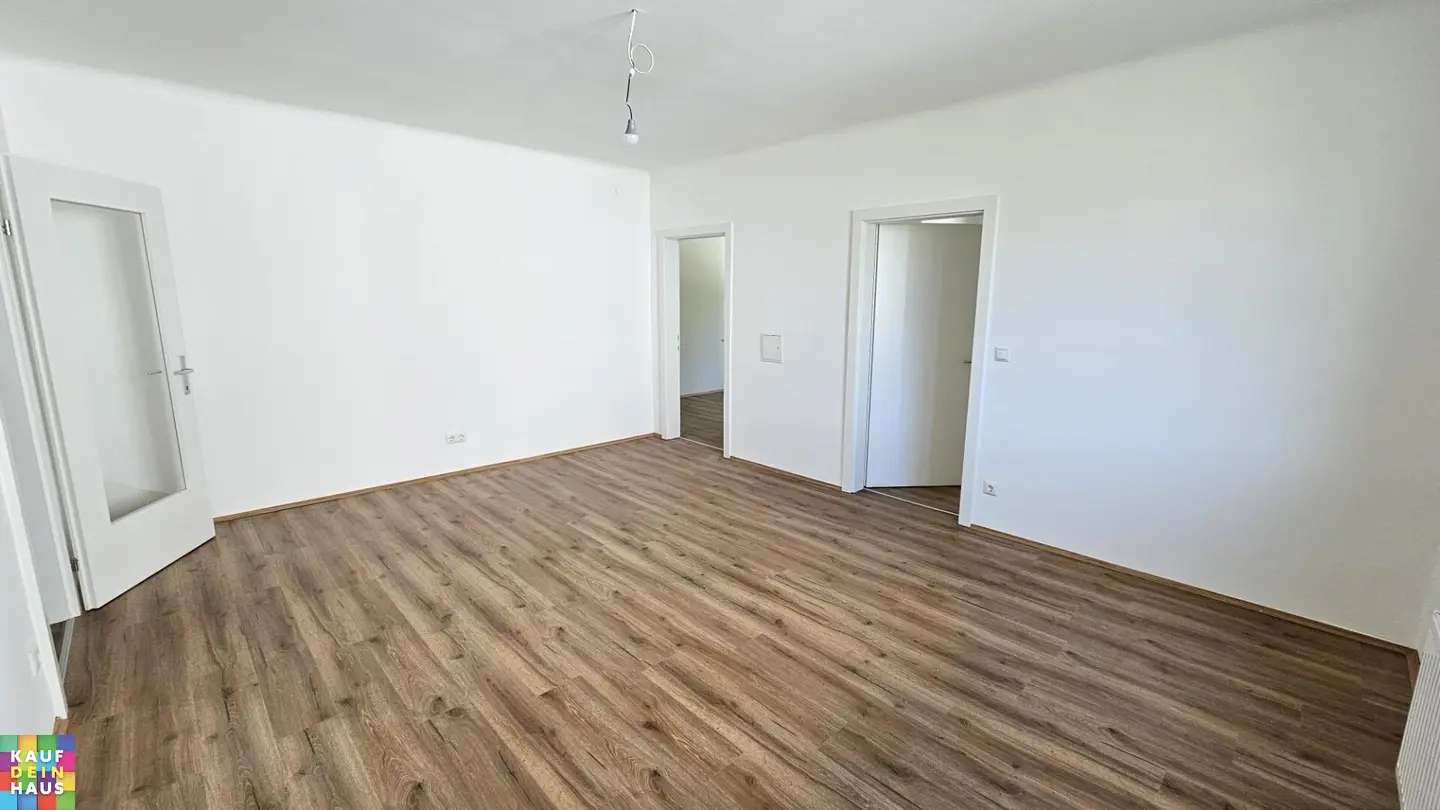 PROMOTION - 2 MONTHS RENT-FREE! First occupancy after renovation - next to Fröschnitzbach and railway grounds