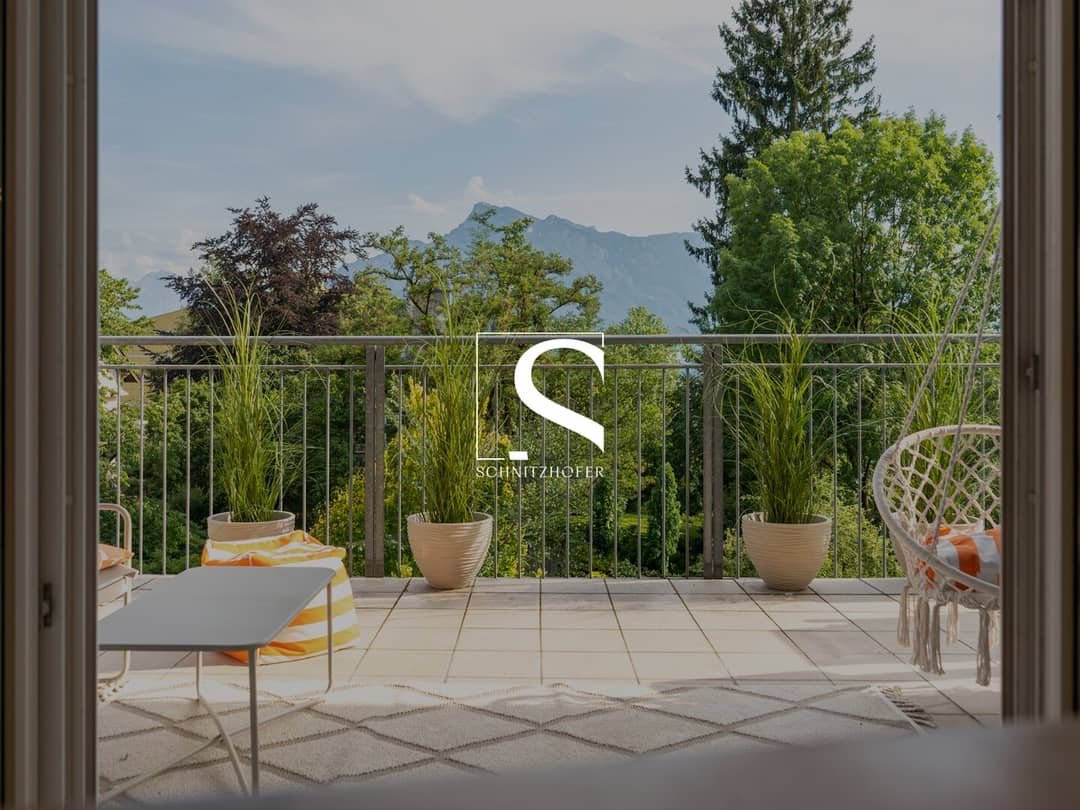 Gallery Penthouse with Balconies and Double Garage in Riedenburg