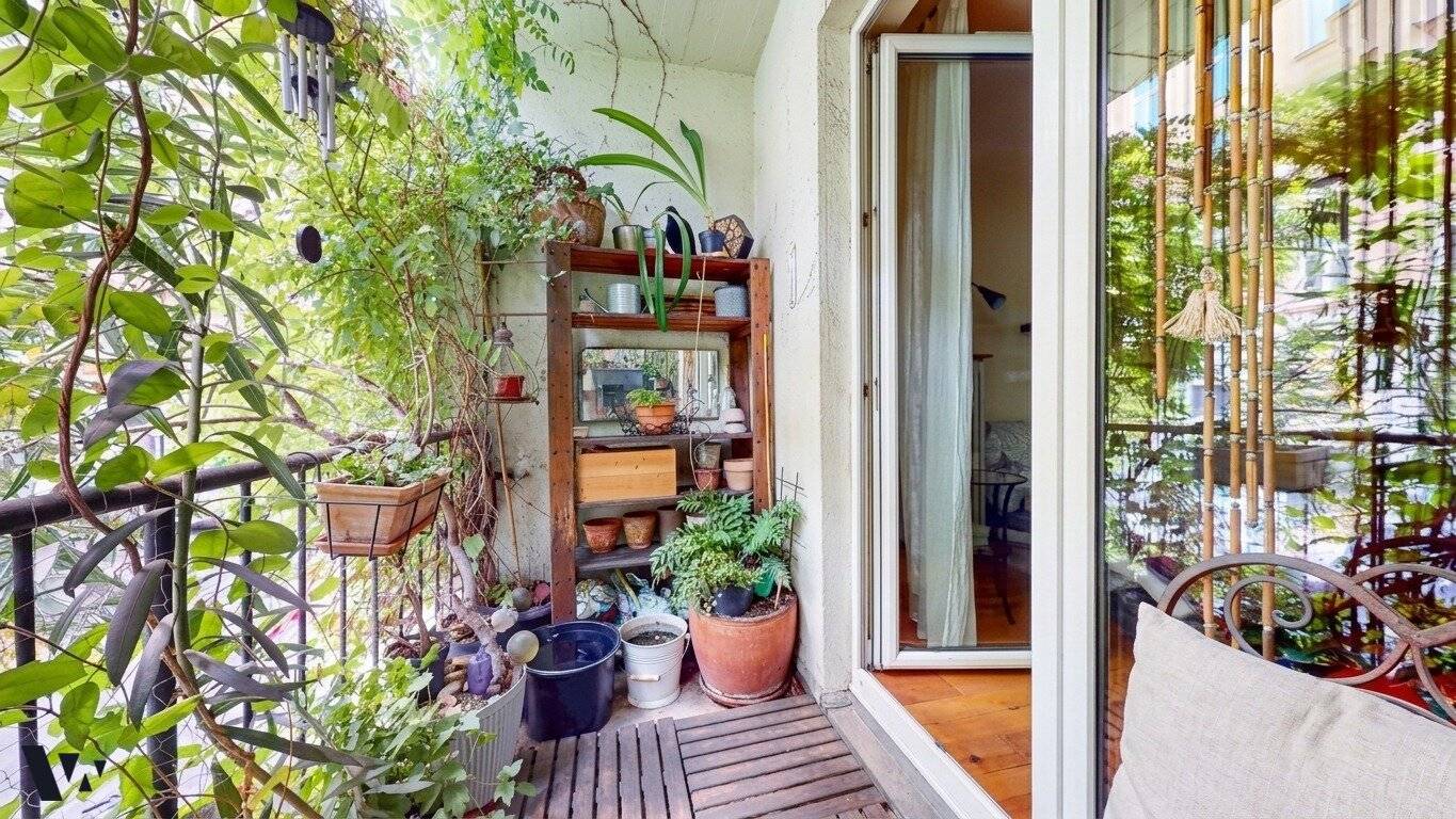 Wohnung mit Loggia und Garage in Wien-Neubau