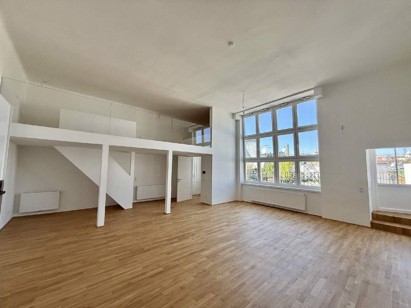 Penthouse apartment with large terrace at Naschmarkt