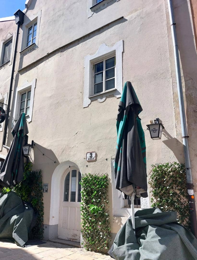 Charming furnished apartment in the historic city centre