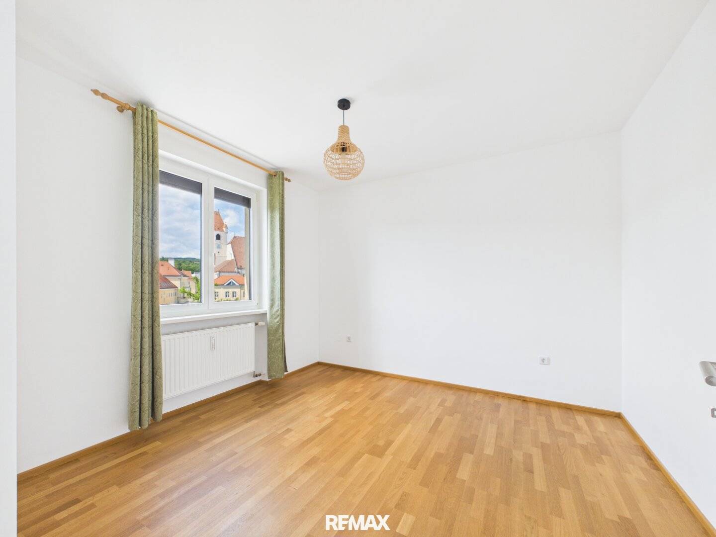 Central Apartment with Loggia and Parquet Flooring