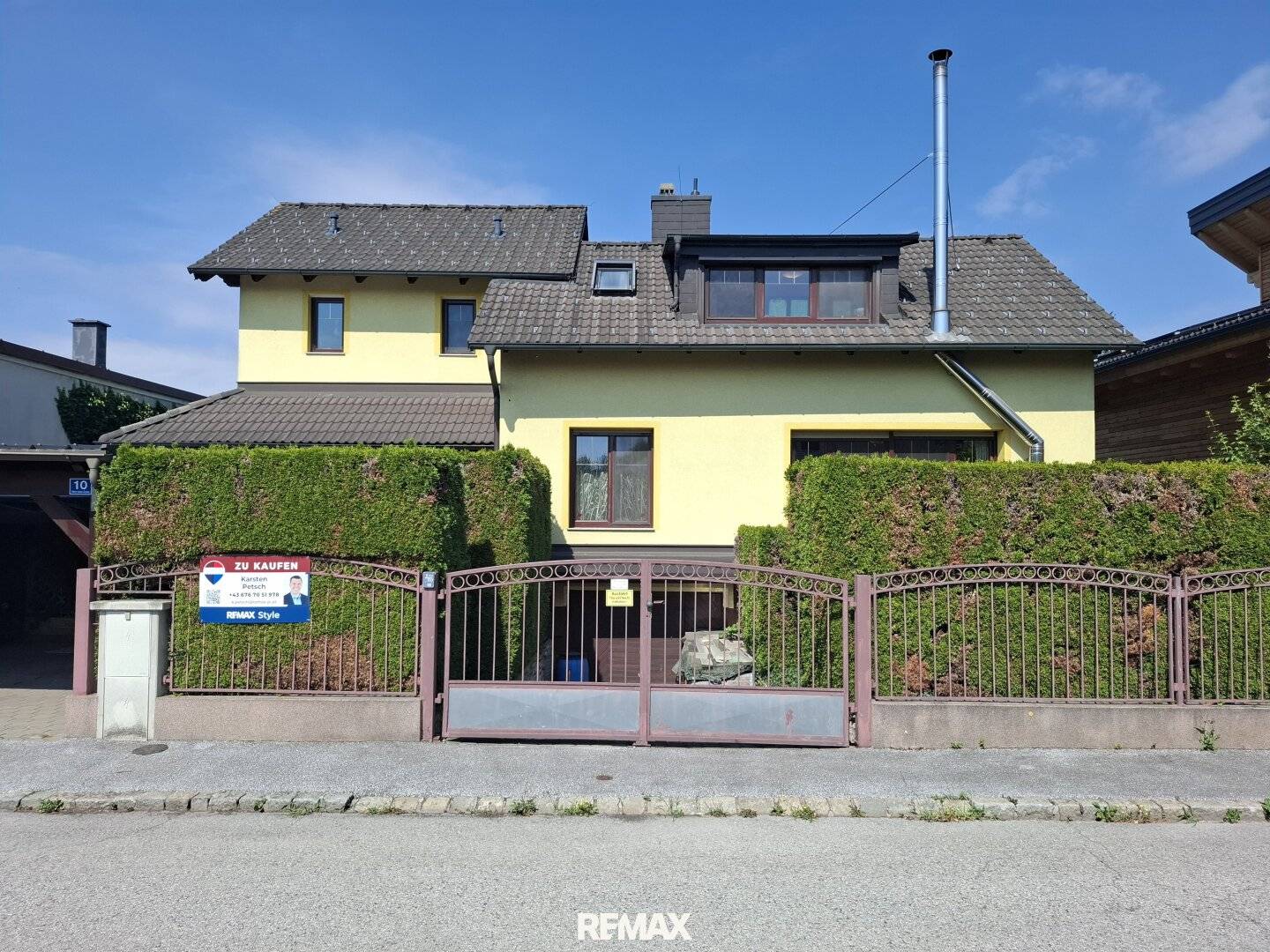Gepflegtes Haus mit großem Garten und Terrasse am Neufelder See