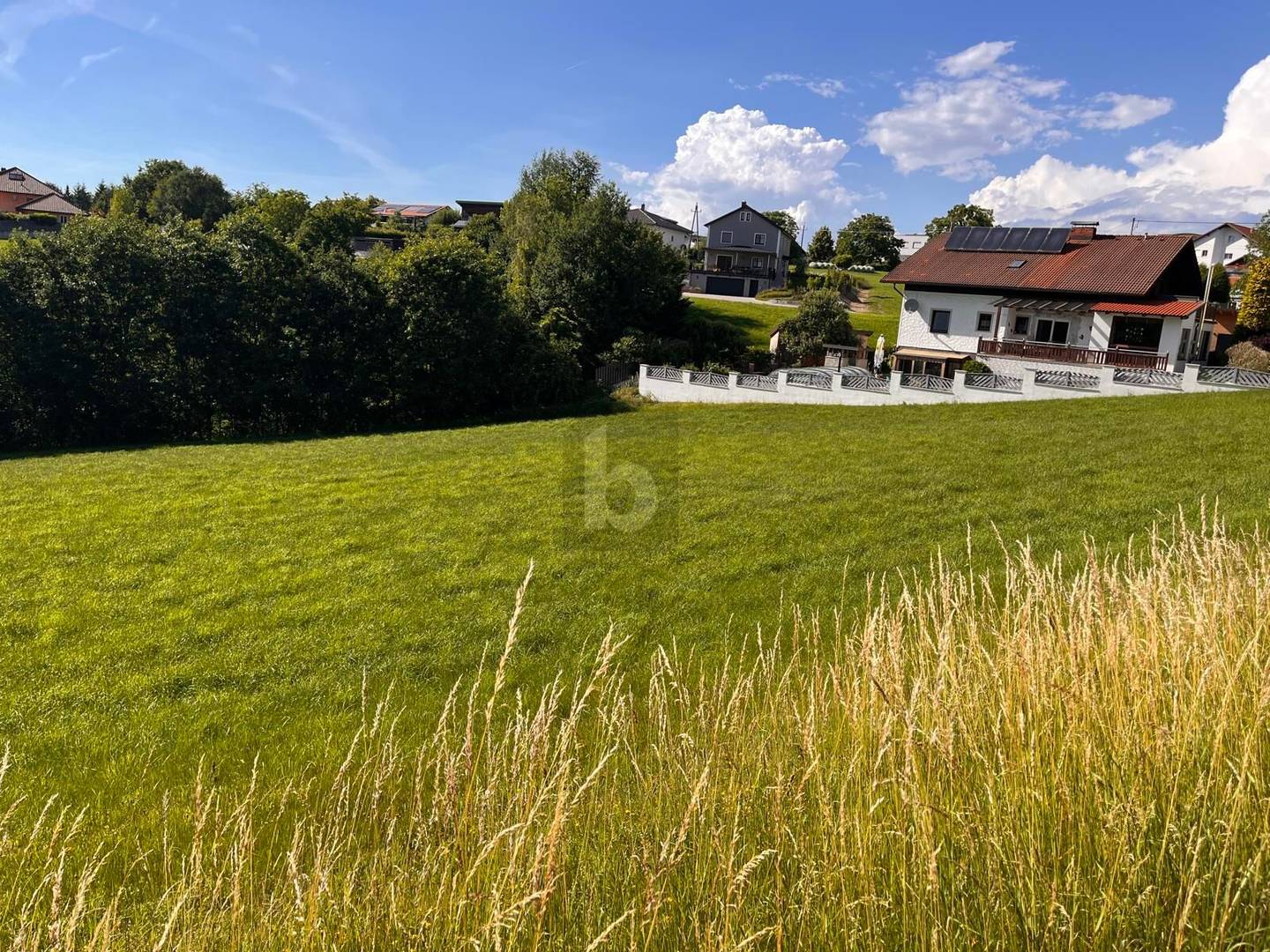 Sonnige Südseite und ruhige ortsnahe Wohnung