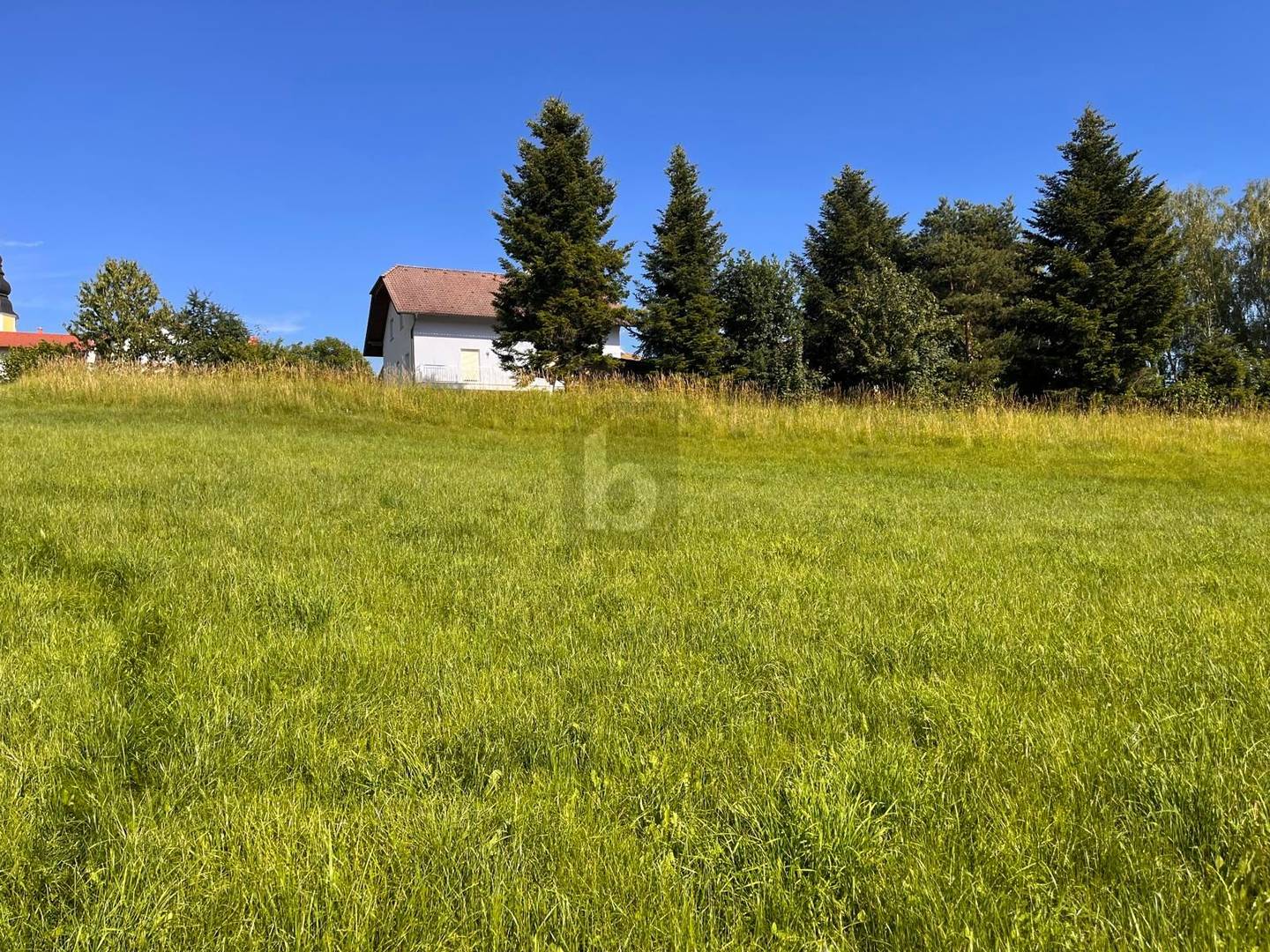 Sonnige Südseite und ruhige ortsnahe Wohnung