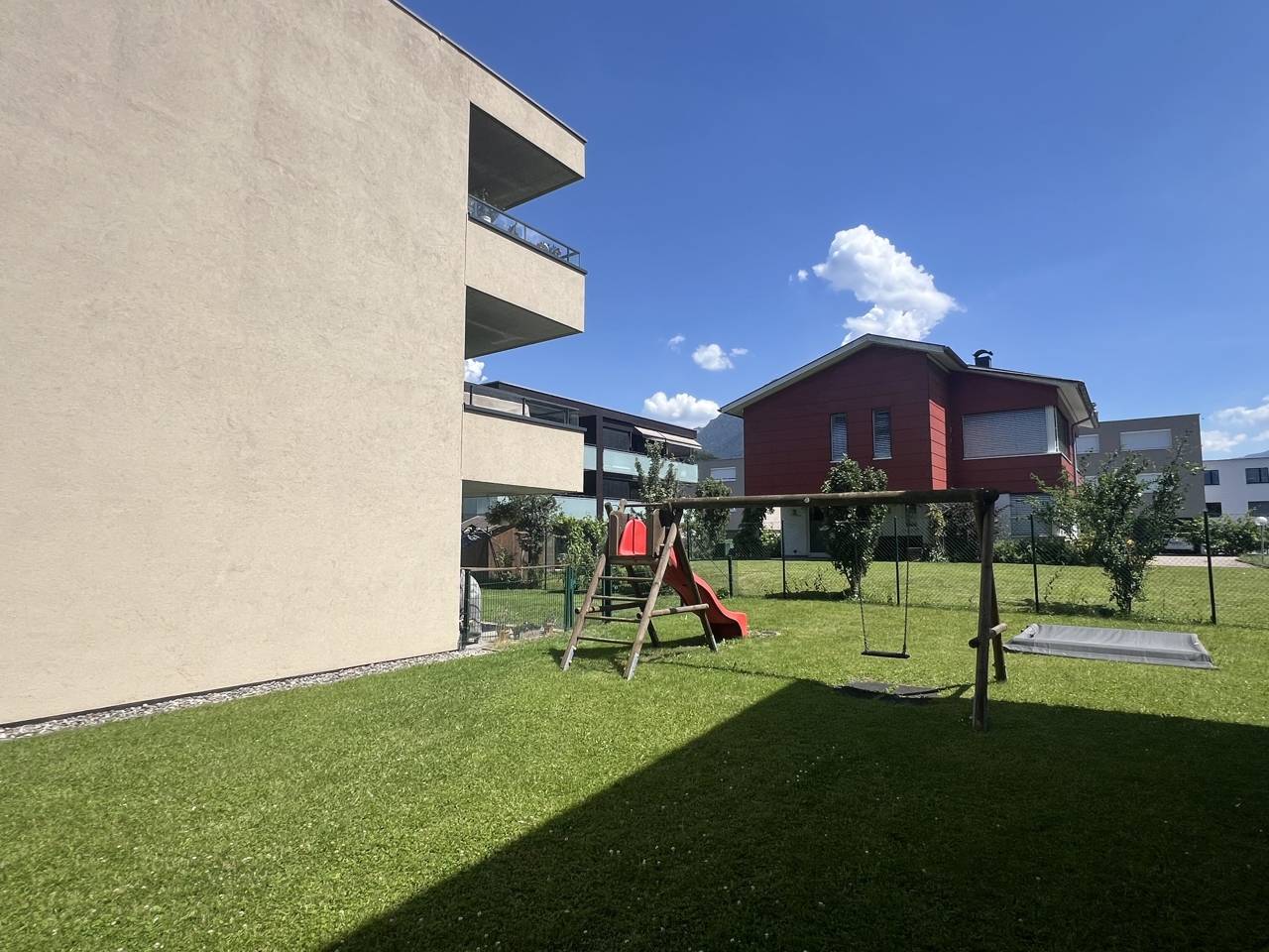 Geräumige Terrassenwohnung mit Bergblick in sonniger Lage