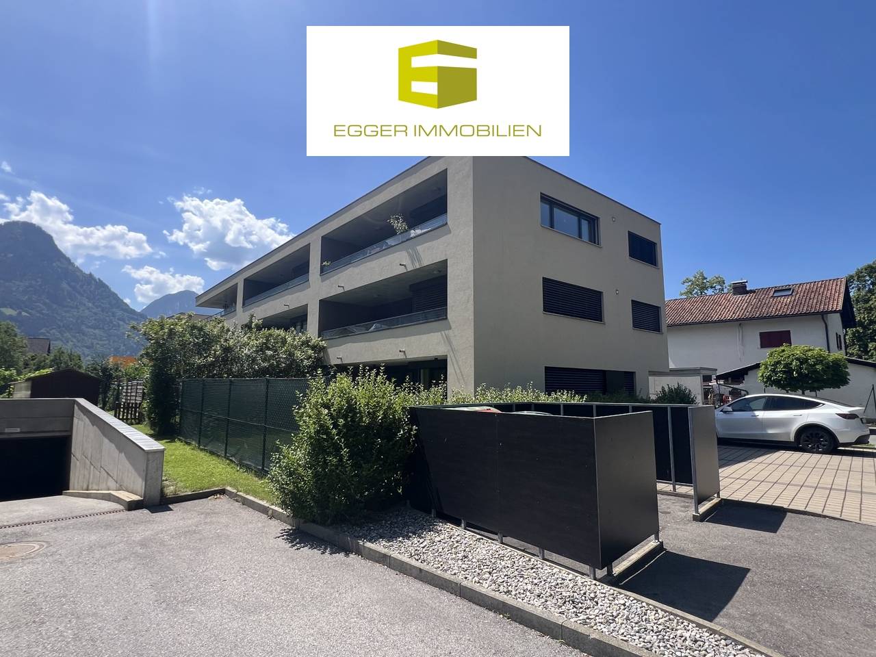 Geräumige Terrassenwohnung mit Bergblick in sonniger Lage