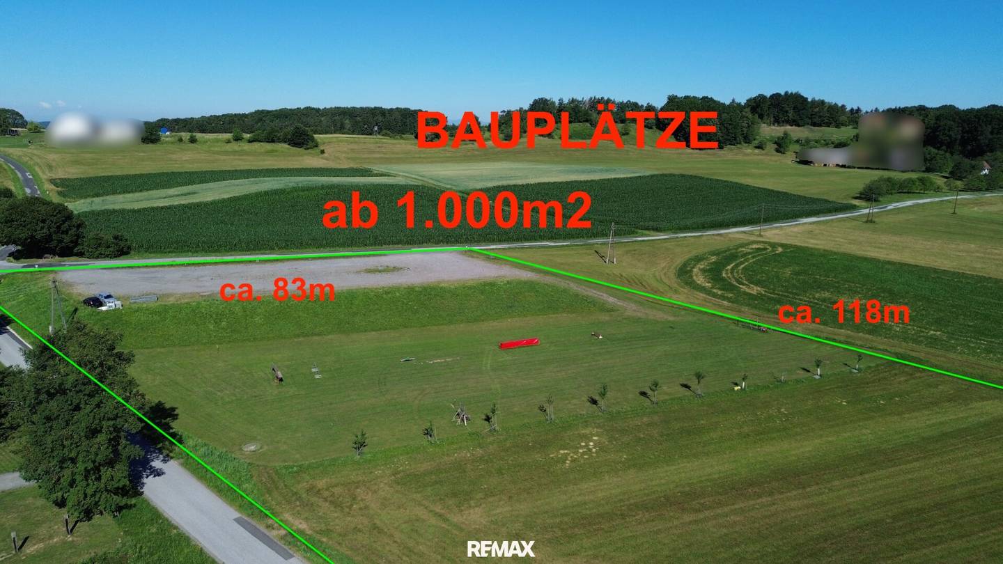 Sonniges Baugrundstück mit Fernblick in Alleinlage