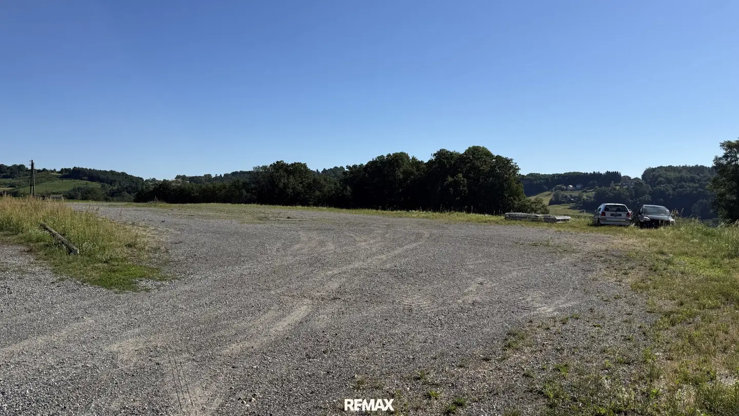 Sunny building plot with distant views in secluded location