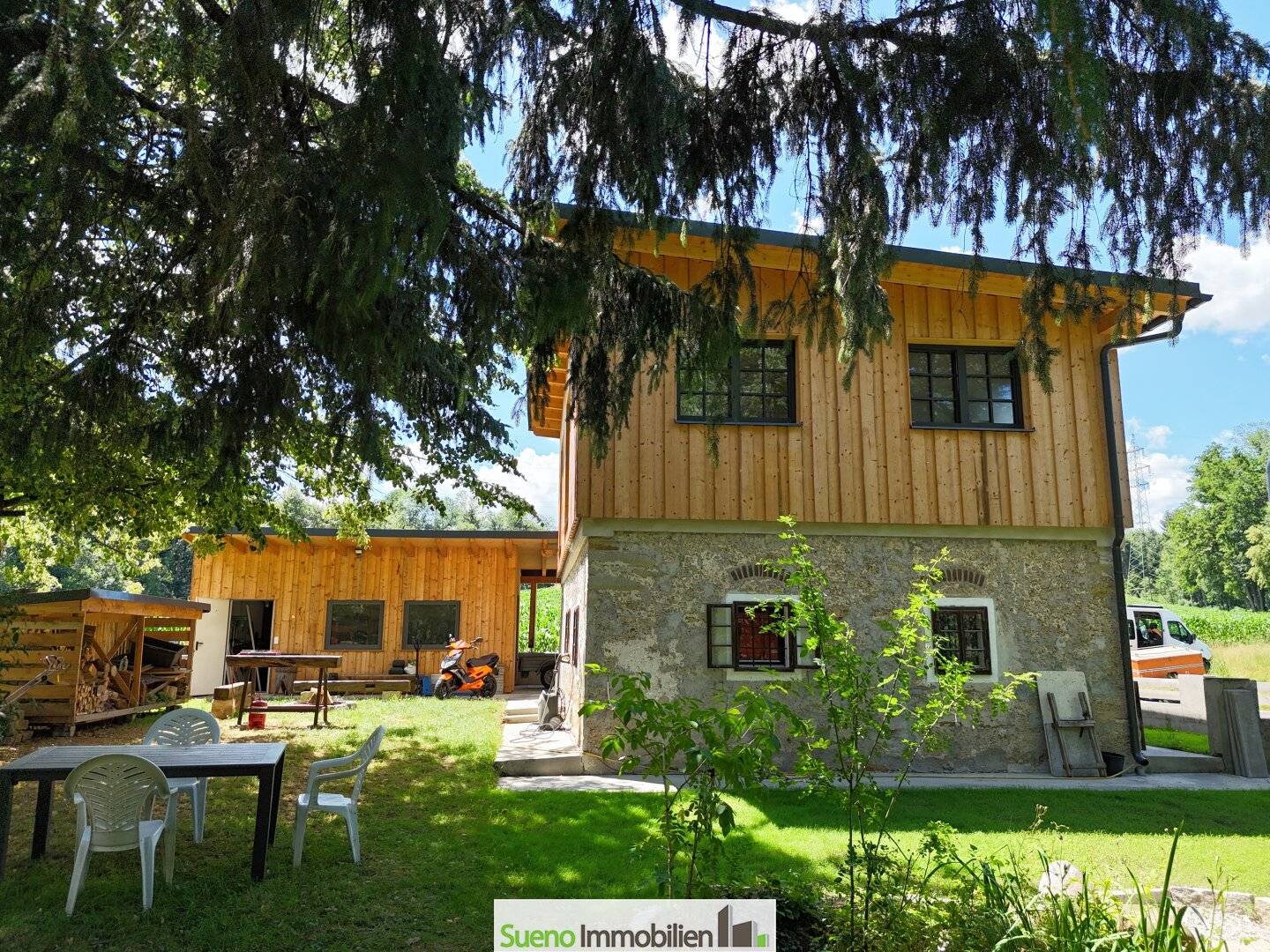 Haus in ruhiger Naturlage mit Garten und Garage