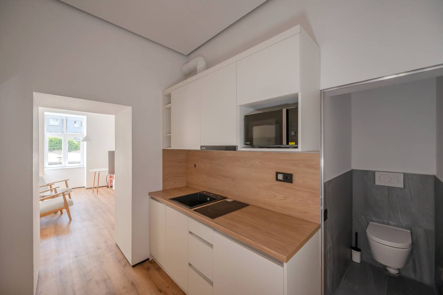 Möblierte Altbauwohnung am Urban Loritz Platz