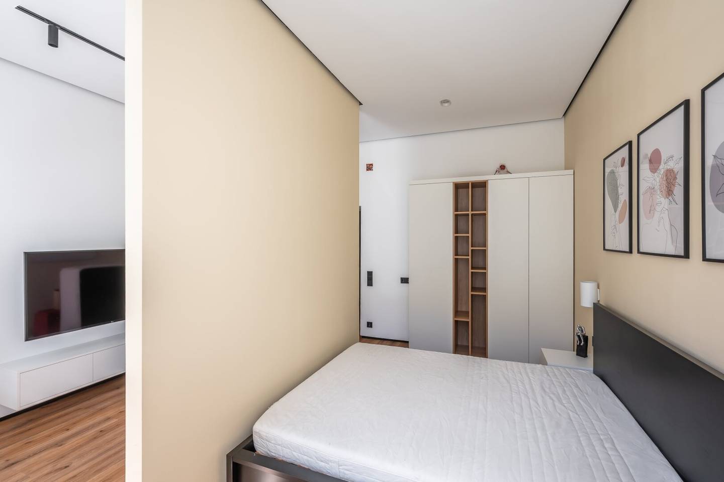 Möblierte Altbauwohnung am Urban Loritz Platz