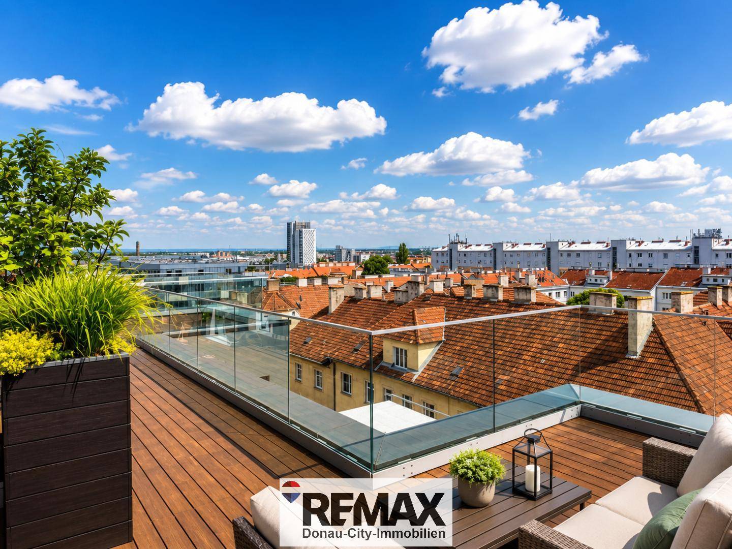 Modern Apartment with Balcony Loggia and Air Conditioning