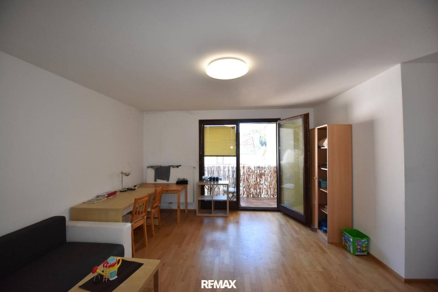 Sanierte Wohnung mit Loggia und Kellerabteil
