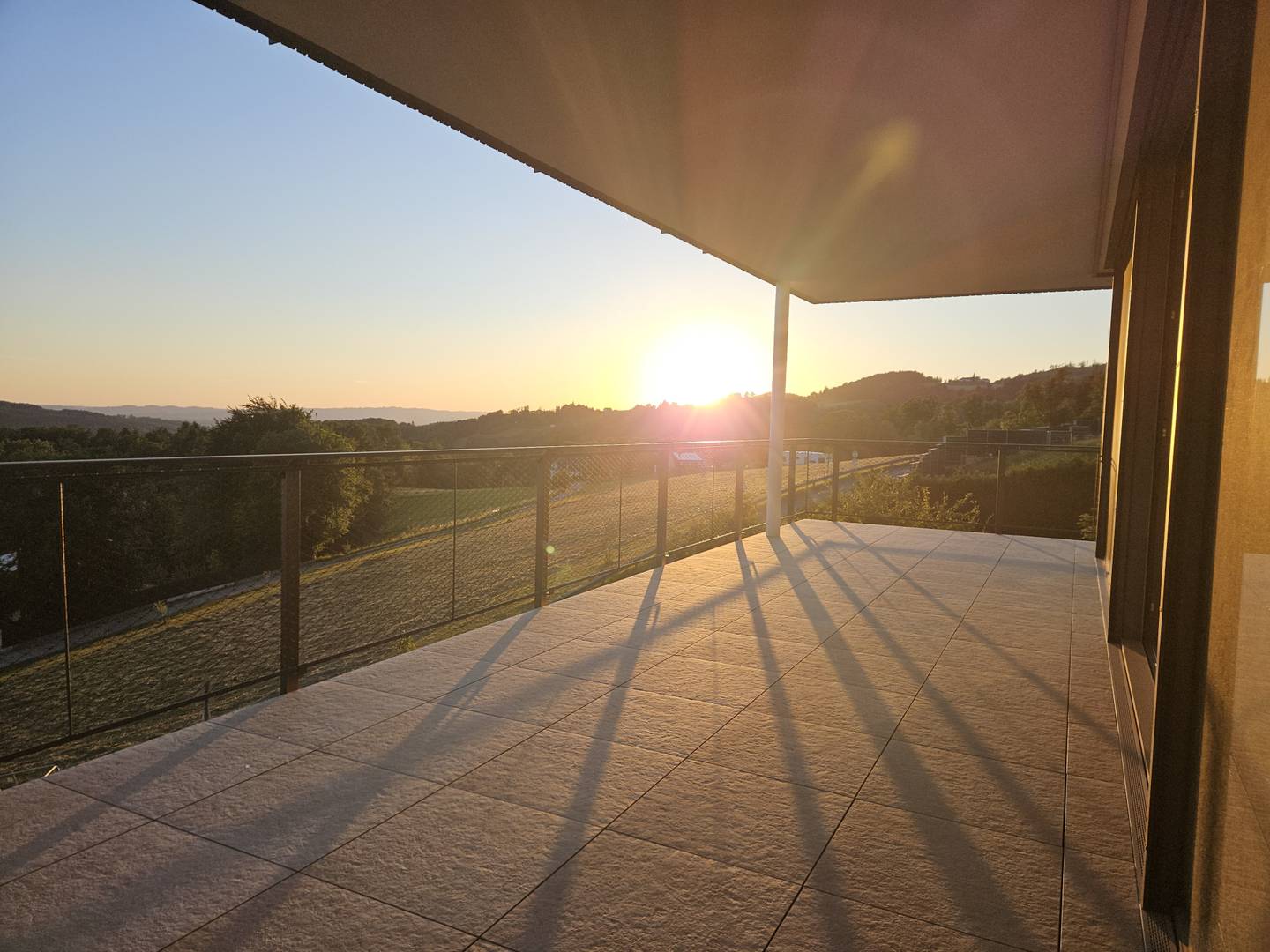 Neubauwohnung mit Panorama Terrasse und Pool am Pöstlingberg
