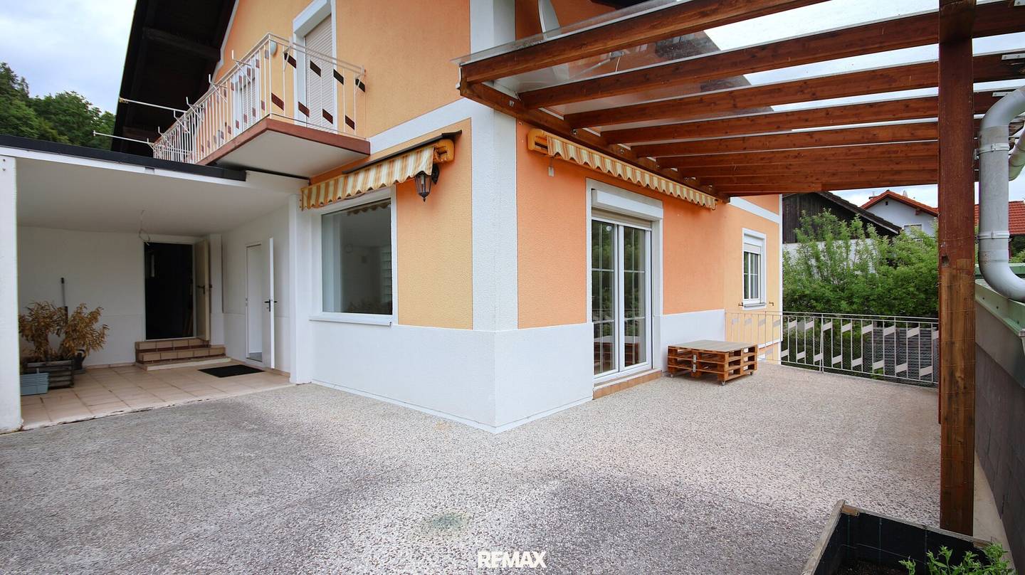 Quiet Terrace Apartment with Garden and Garage in Graz