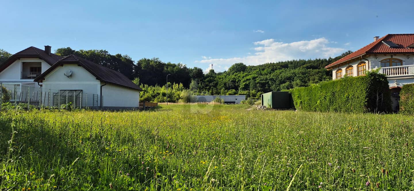 Sonnige naturnahe Lage mit flexibler Bebauungsmöglichkeit Wohnung