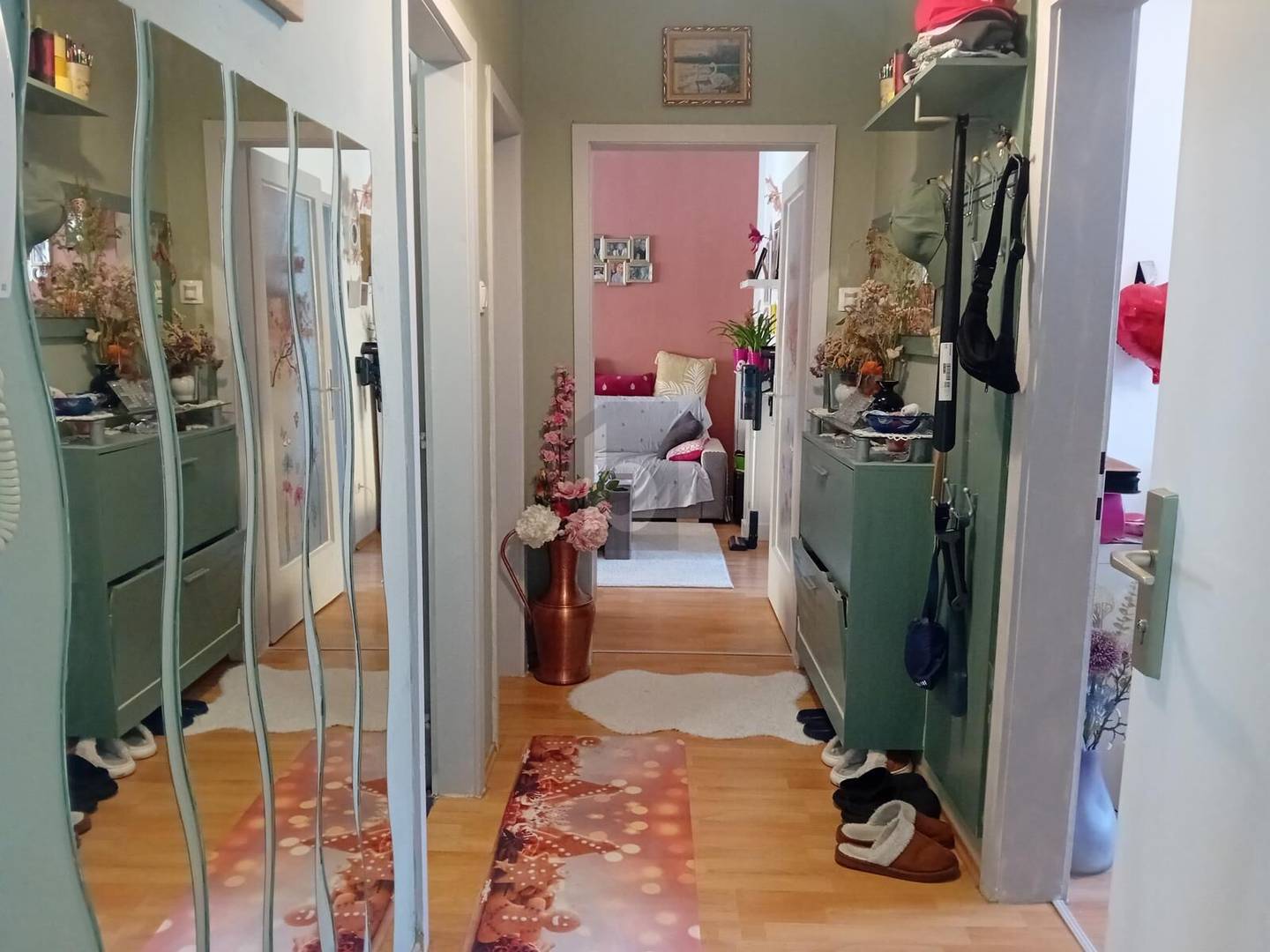 Helle Wohnung mit Loggia und sehr guter Wärmedämmung