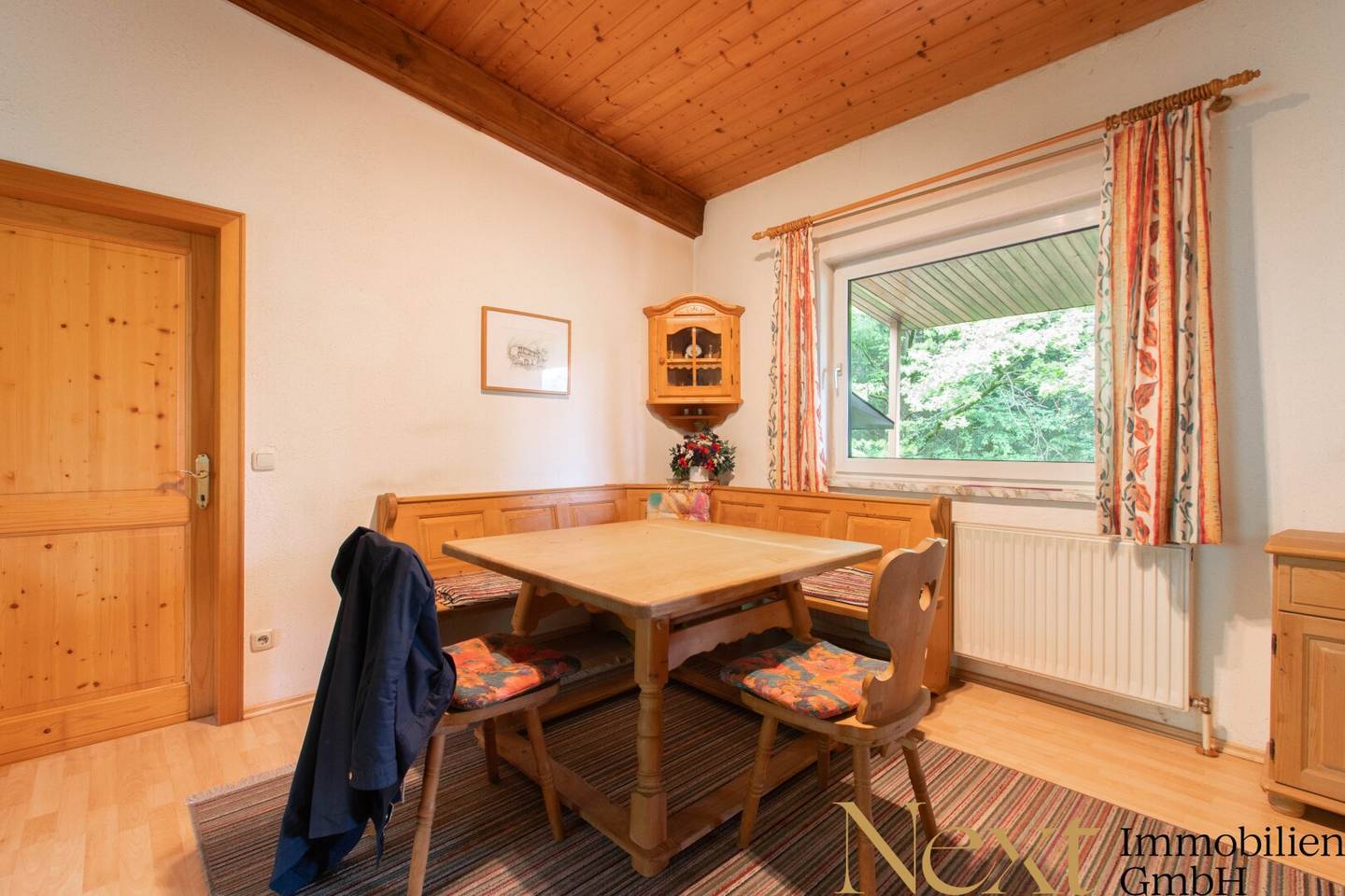 Einfamilienhaus mit großem Garten in Alleinlage