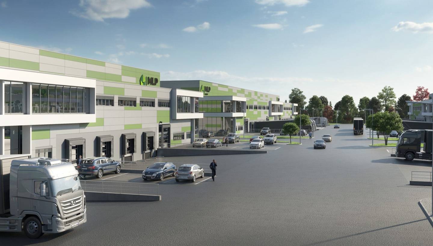 Logistics spaces with photovoltaic system and district heating