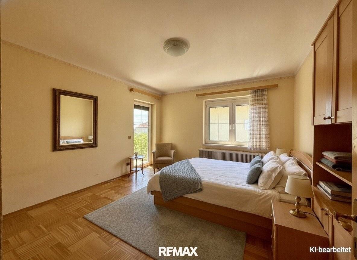 Spacious House in Prime Location with Garage and Garden