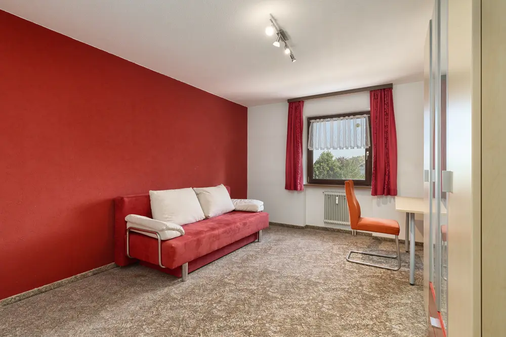 Family Apartment with Terrace and Elevator