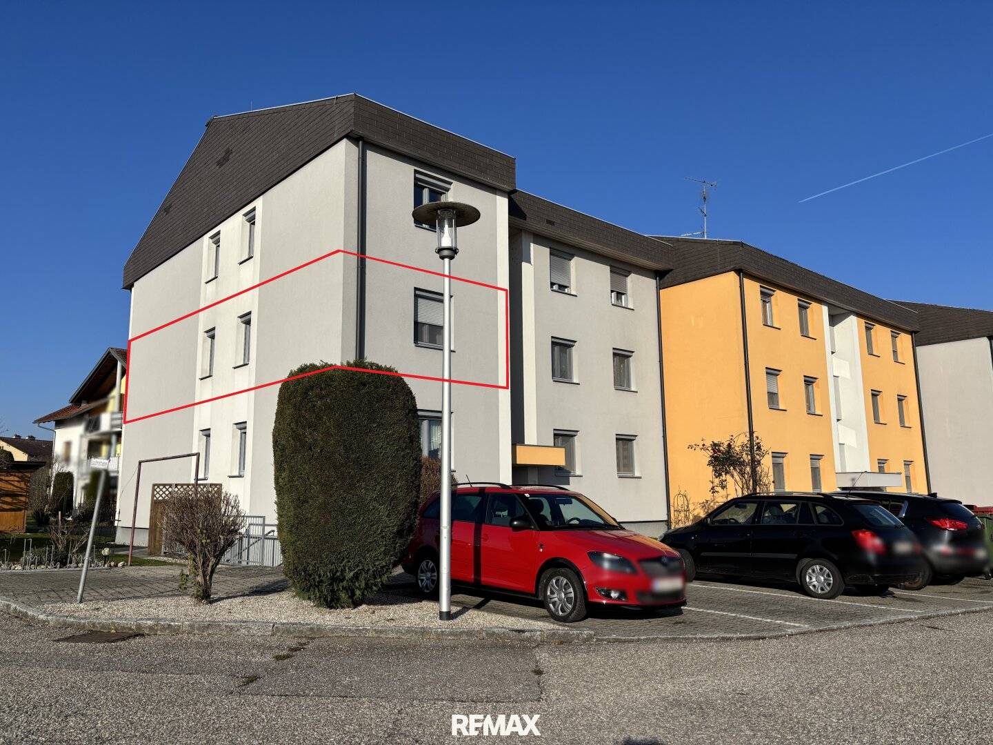 Helle Wohnung mit Loggia in sonniger Aussichtslage