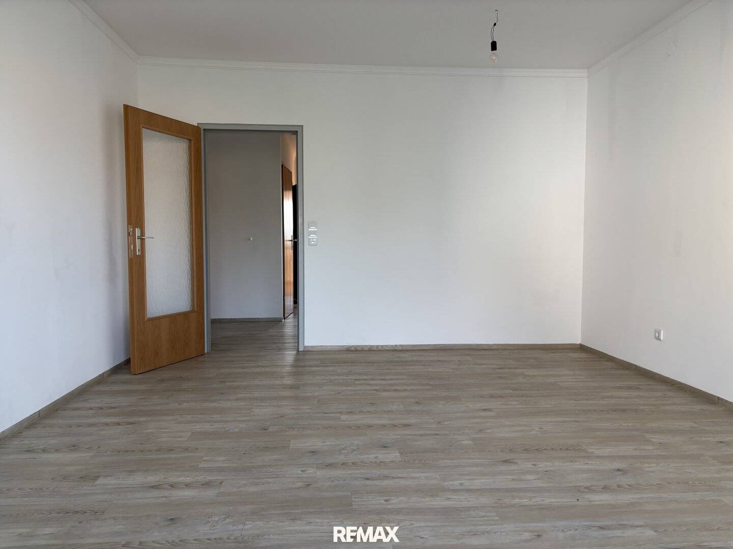 Helle Wohnung mit Loggia in sonniger Aussichtslage